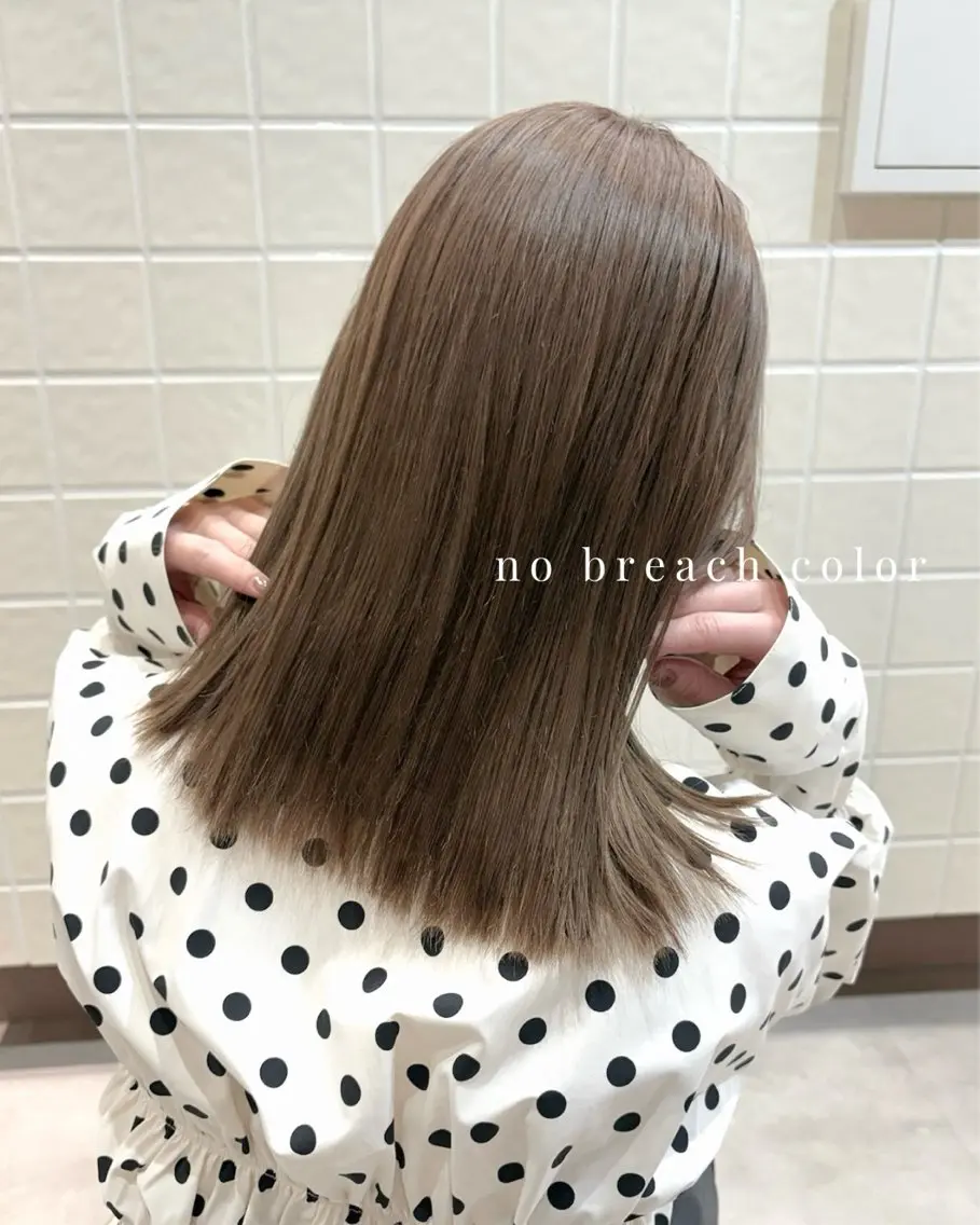 ミディアム カラー MIYU透明感カラー ブリーチなしWカラーのヘアスタイル