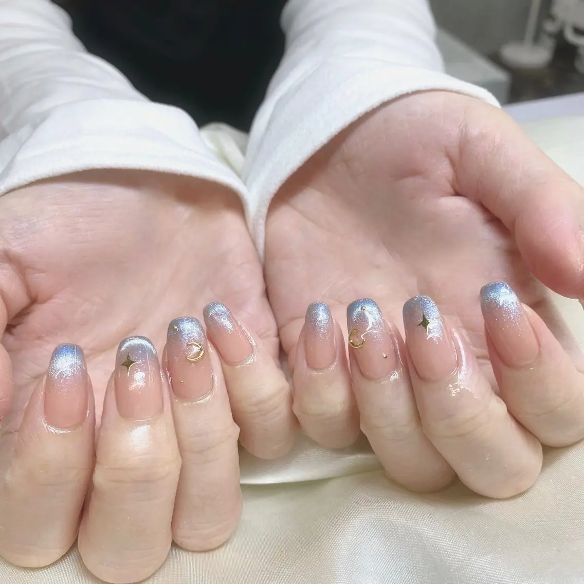 ネイル 【LILY】 ainaのネイルデザイン