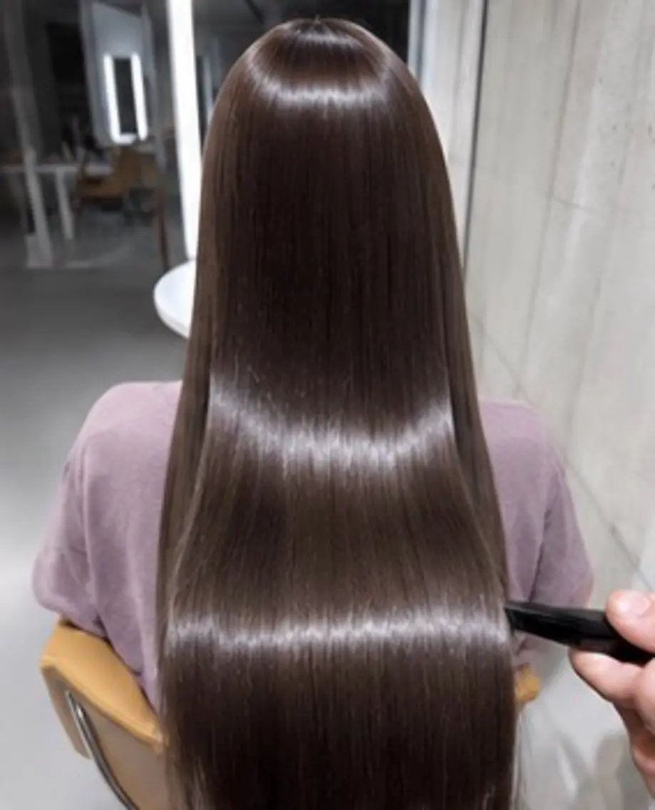 パーマ 縮毛矯正 トリートメント 韓国×艶ハイトーンが かわいい✨️リオ🍒のヘアスタイル