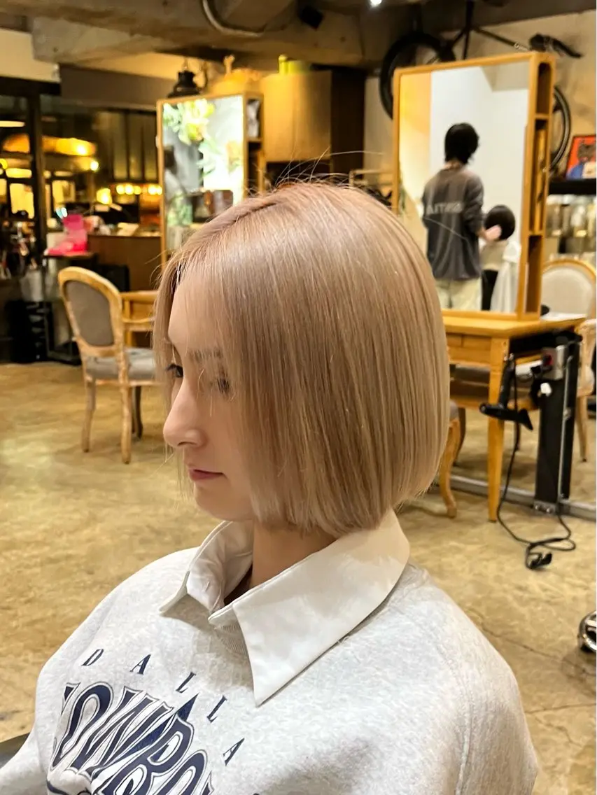 ショート カラー ヘアカラー 松原 樹里のヘアスタイル