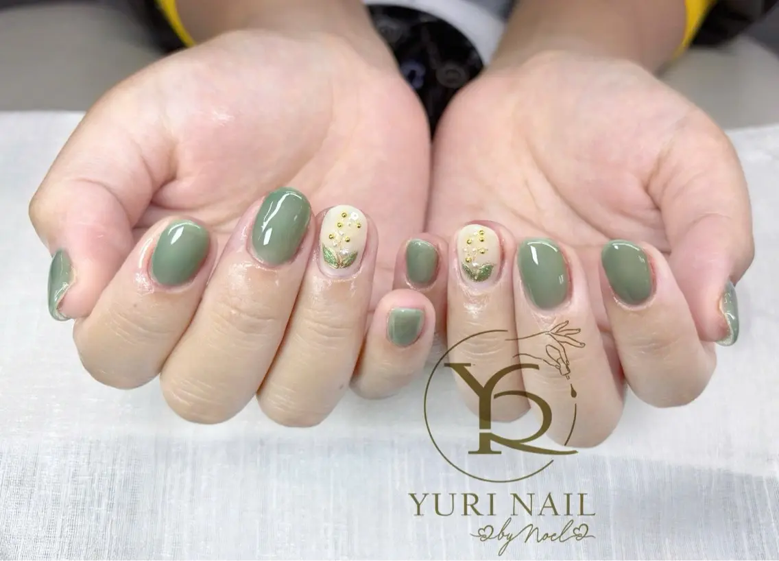 ネイル チークネイル フットネイル フレンチネイル グラデーション キラキラネイル ハンドネイル フットネイル ハンドケア YURI Nail Funabashiのネイルデザイン