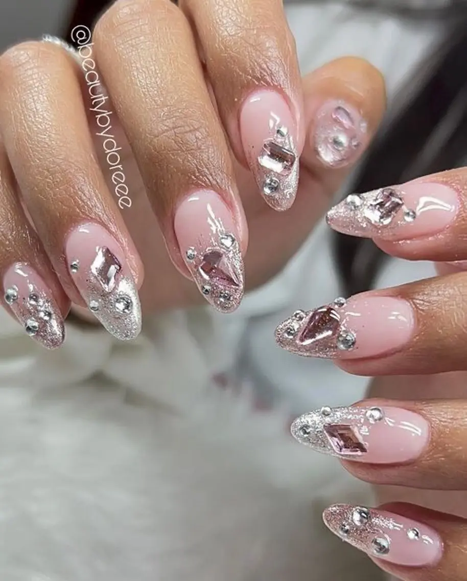 ネイル グラデーション ラメ(グリッター) マグネットネイル ミラーネイル ニュアンスネイル ハンドネイル Lumi de nailsのネイルデザイン