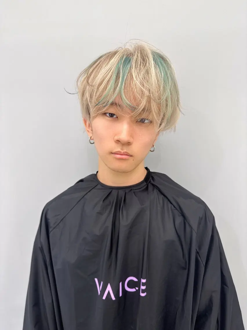 ショート カラー 新宿店長 🦄ブリーチYUGOのヘアスタイル