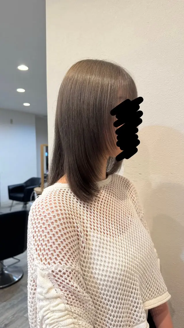 ミディアム 顔周りカット レイヤーカット カット トリートメント 柘植 里那のヘアスタイル