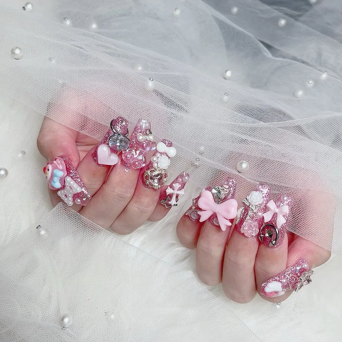 ミディアム ハンドネイル Chiin Nailのネイルデザイン