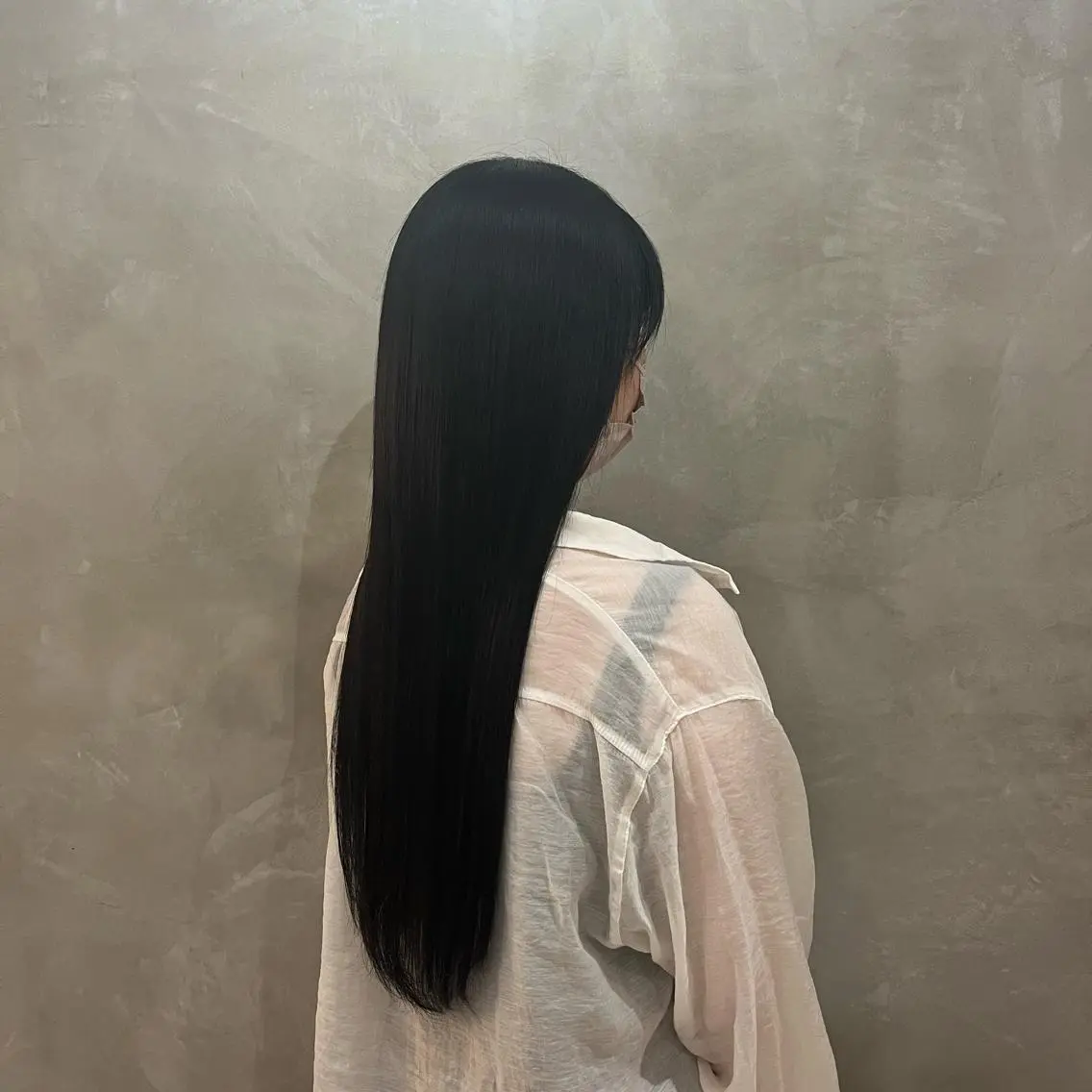 ロング 西村 愛花のヘアスタイル