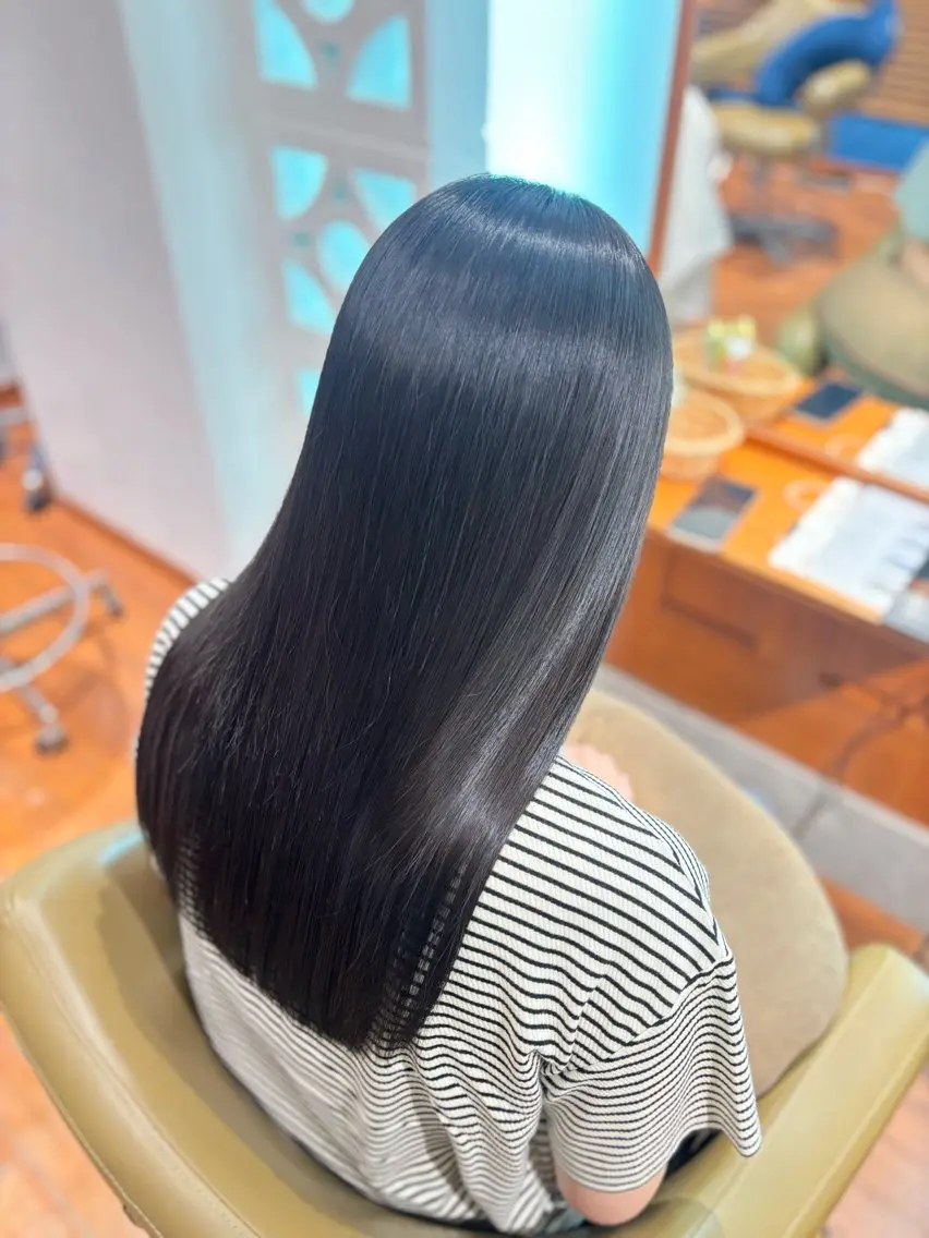 ロング 縮毛矯正 トリートメント 🫧艶髪&髪質改善 YUKAのヘアスタイル