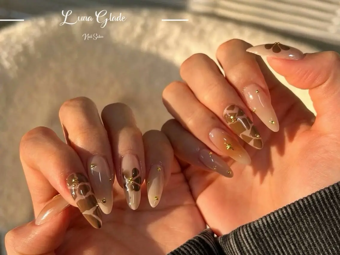 ネイル ハンドネイル Luna Gladeのネイルデザイン