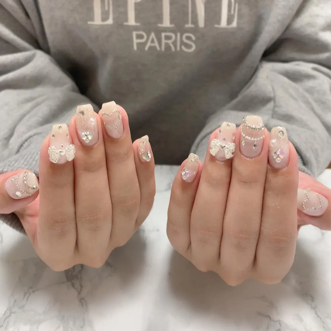 ネイル ハンドネイル はな💎ネイル ワンホン、長さ出しのネイルデザイン