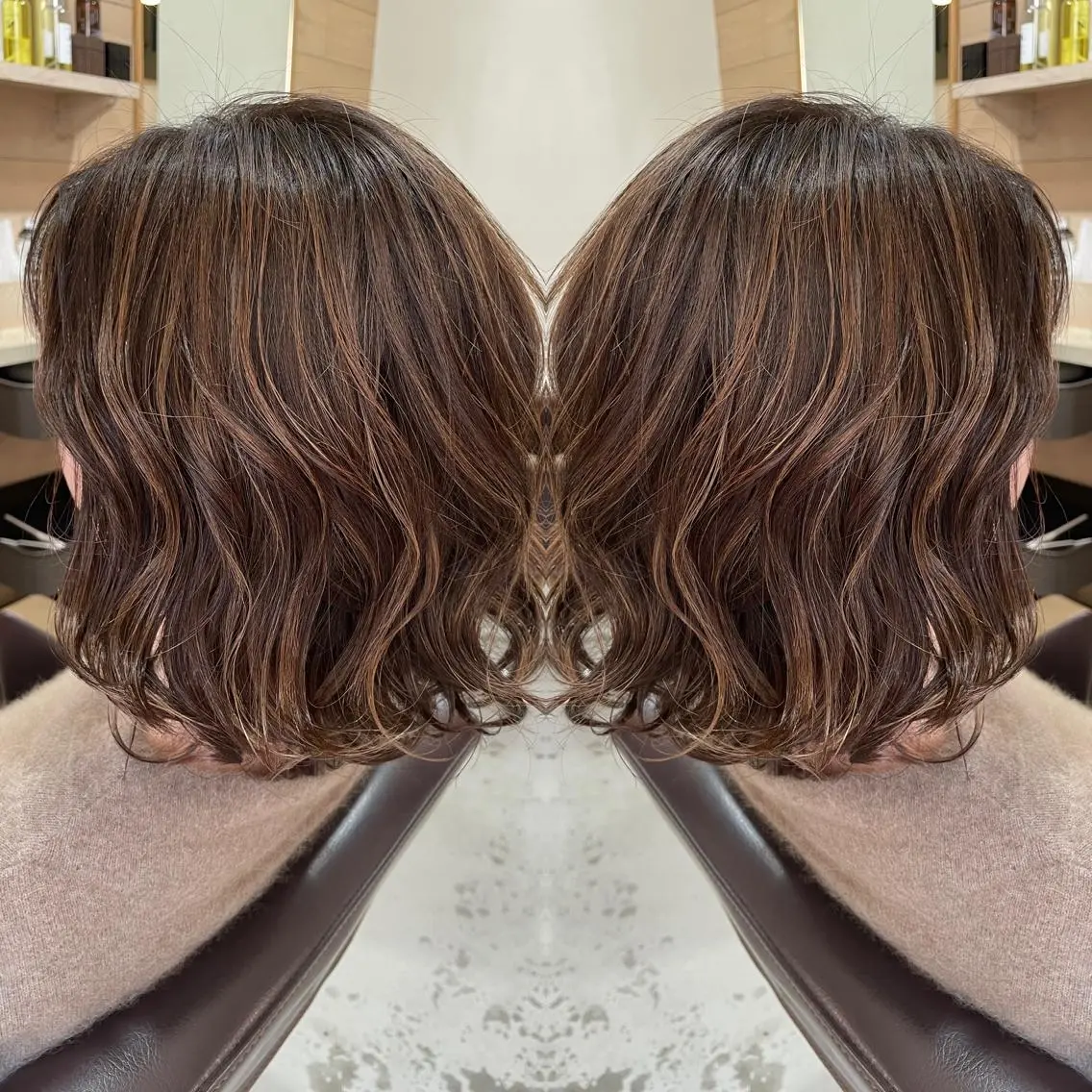 ミディアム ハイライト レイヤーカット 岡元 朗弘のヘアスタイル
