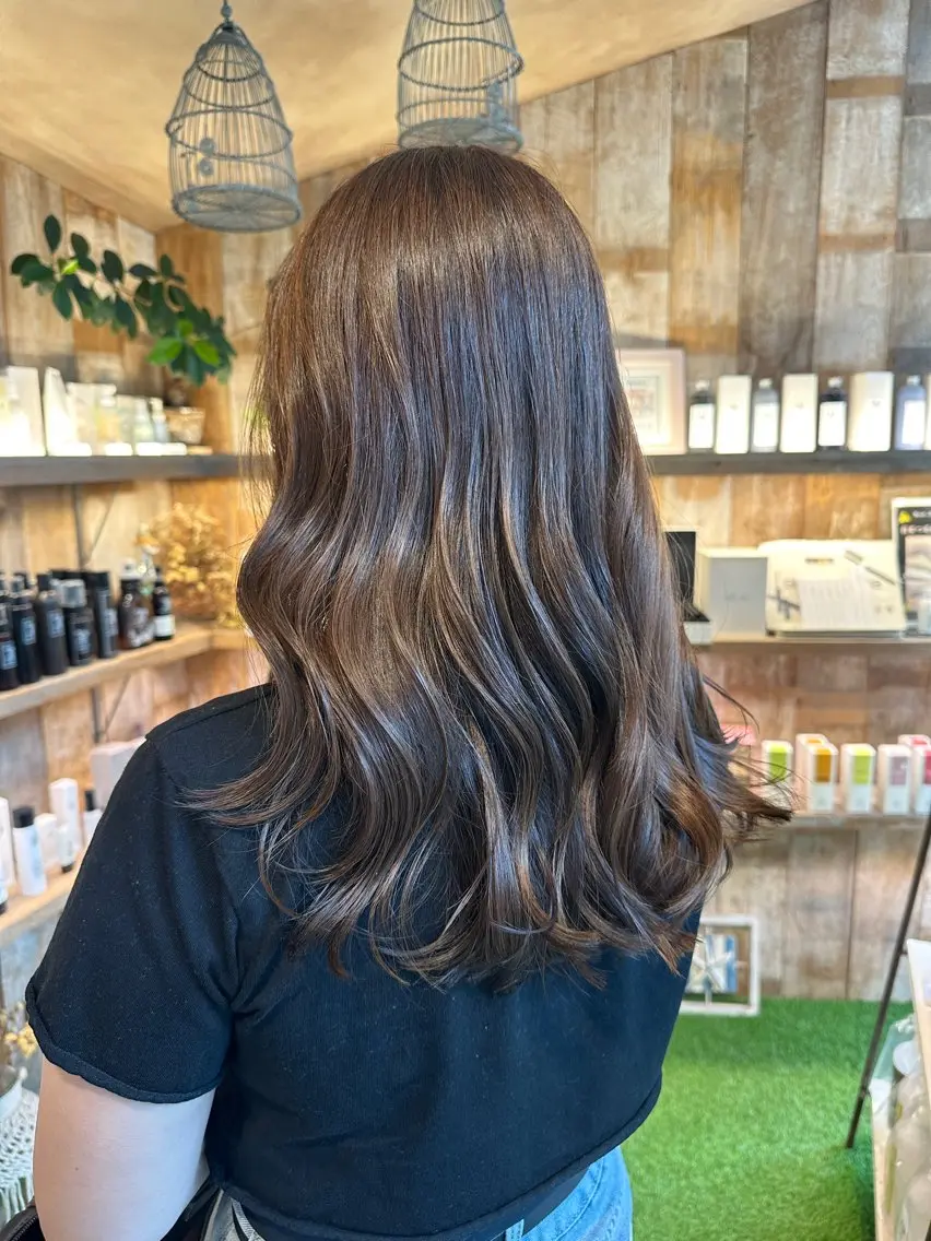 ロング カット ヘアカラー トリートメント 韓国風レイヤーカット 🇰🇷❕モカのヘアスタイル