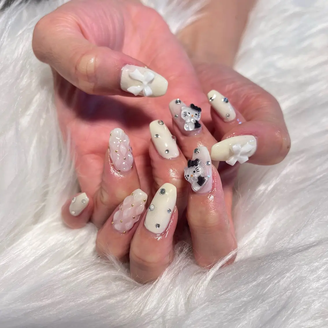 ネイル 持ち込み ハンドネイル moanaLani 🥥sayuri🌵のネイルデザイン