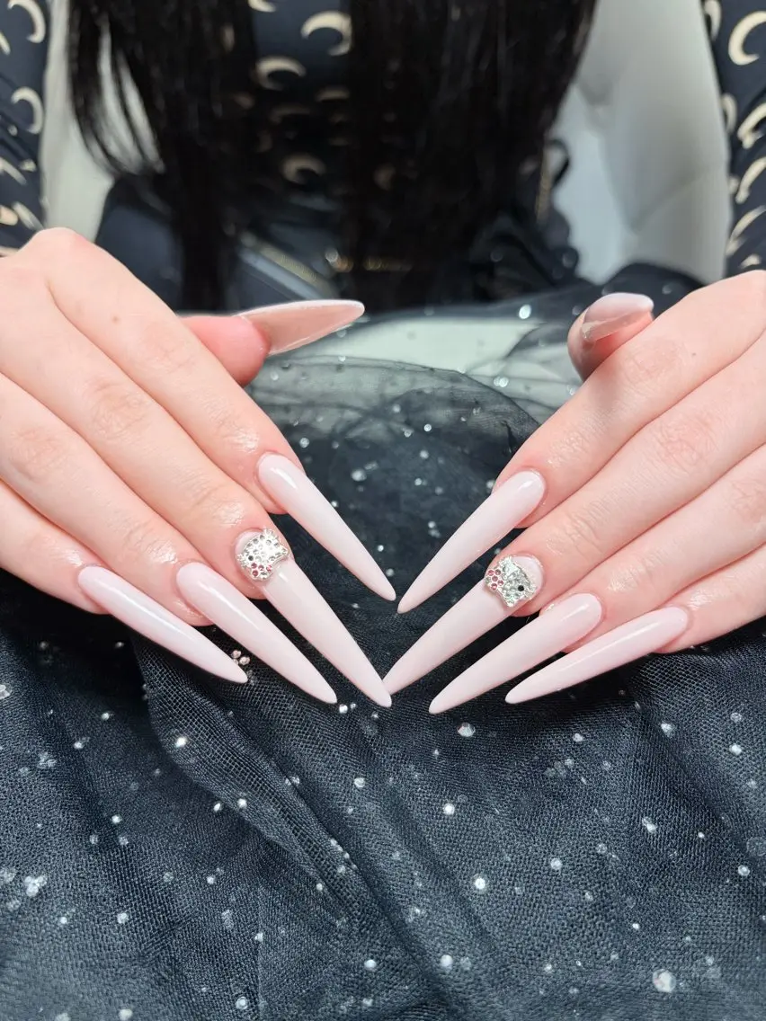 ネイル フットネイル ジェルネイル 韓国ネイル マグネットネイル 持ち込み ハンドネイル Huyn Nail Shinjyukuのネイルデザイン