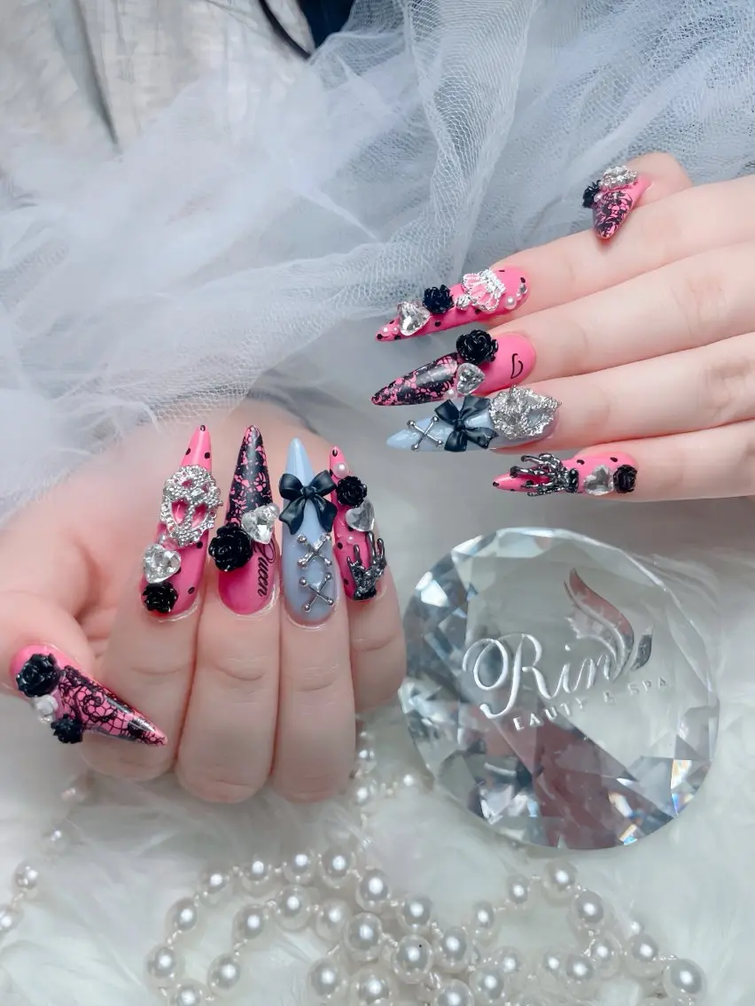 ネイル オーロラネイル チークネイル 桜ネイル クリアネイル ドット ハンドネイル Rin Nail Shinokuboのネイルデザイン