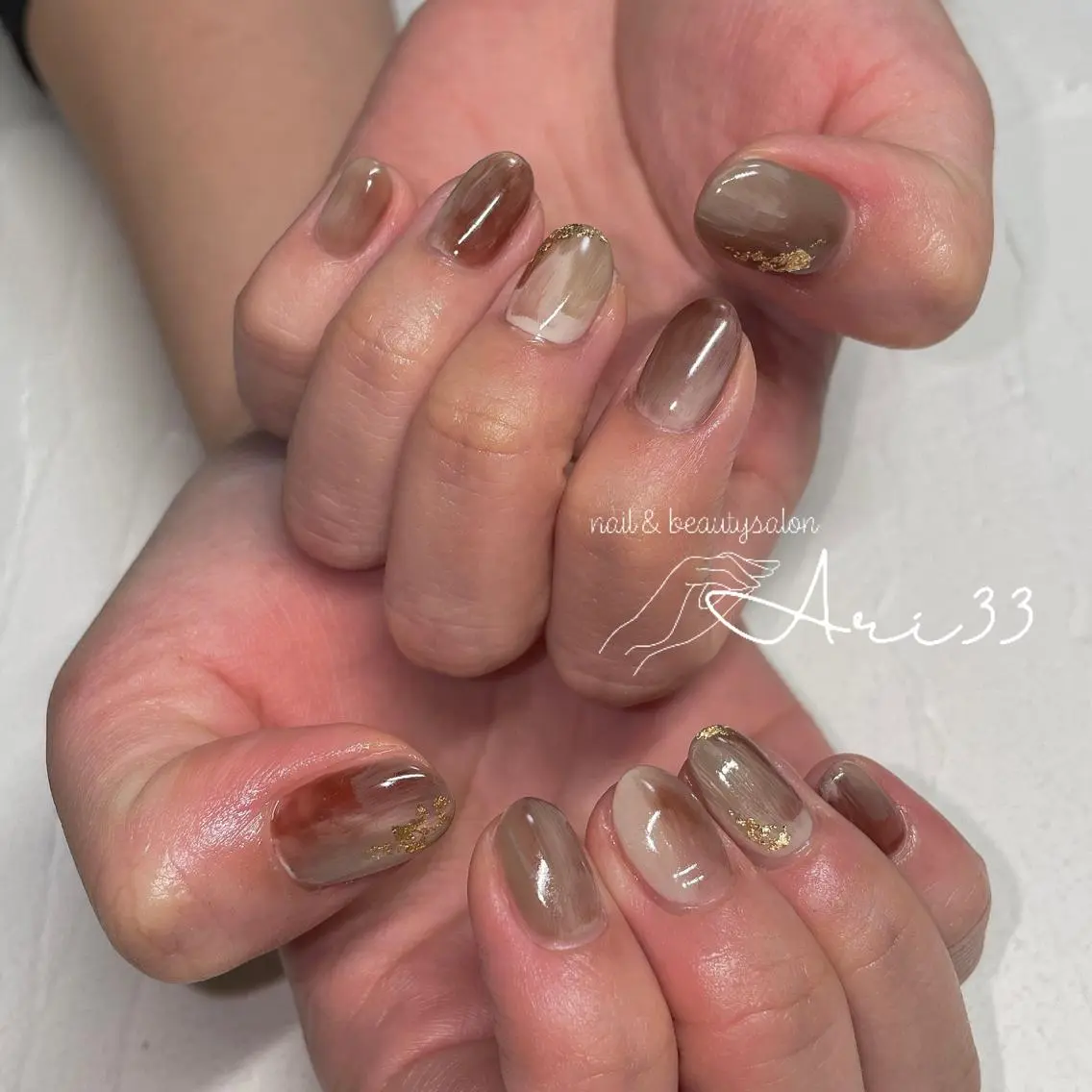 ネイル ミラーネイル ニュアンスネイル ハンドネイル プライベートサロン Ari33nailのネイルデザイン