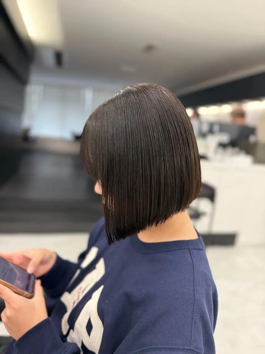 ロング カラー ブラウンカラー チョコレートブラウン ラベンダー💜 グレージュ🩶のヘアスタイル