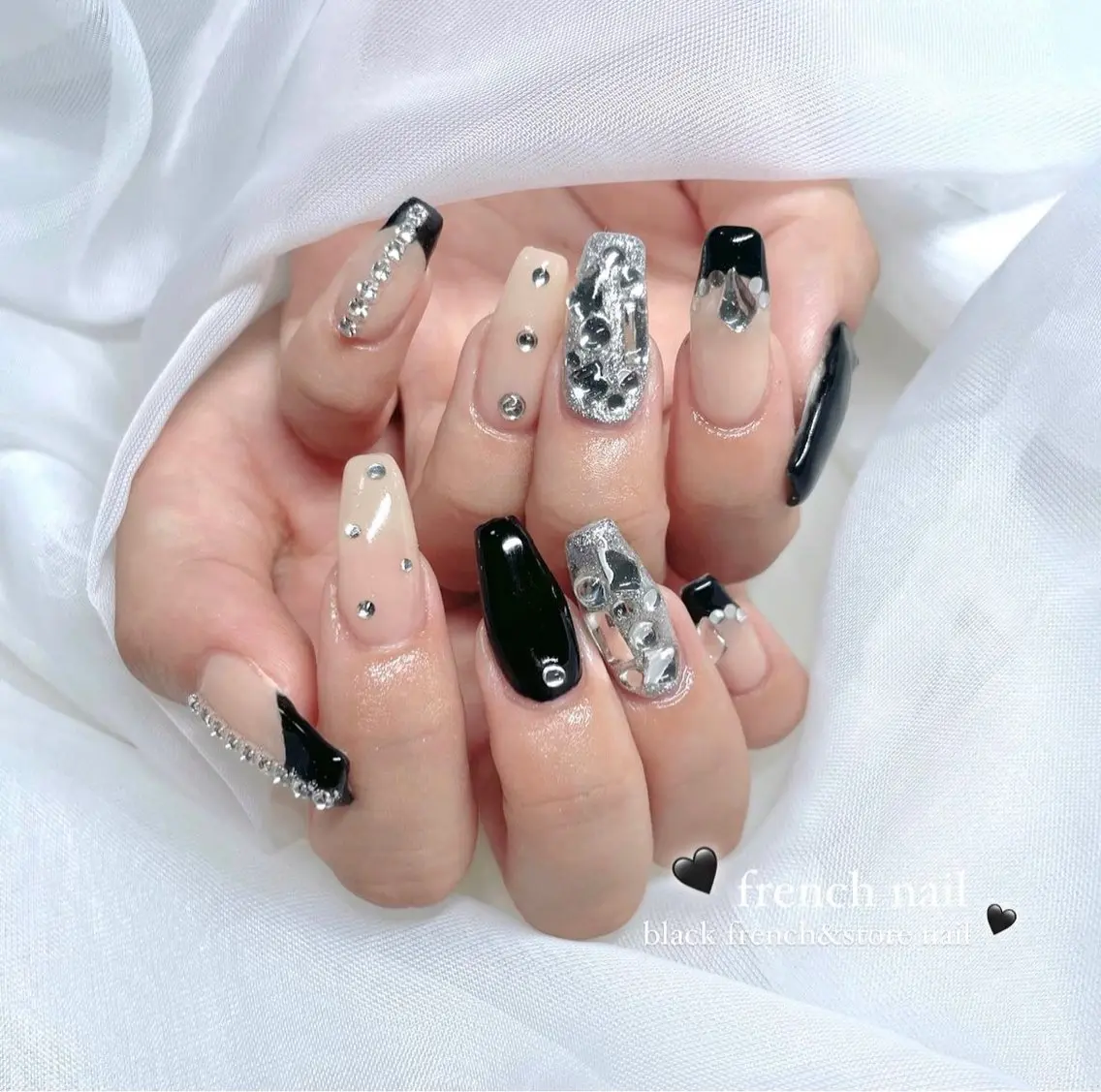 ネイル ハンドネイル Sii nail 🤍SAKIのネイルデザイン