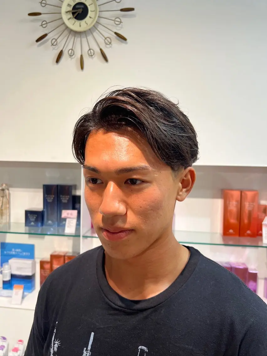 パーマ メンズ メンズパーマ ニュアンスパーマ 岡崎 巧音のヘアスタイル