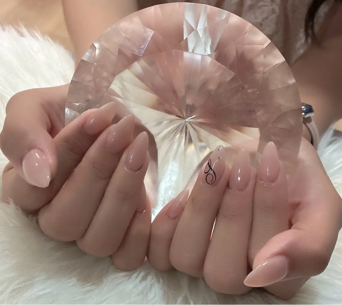 ネイル ハンドネイル LoaChaton kaeのネイルデザイン