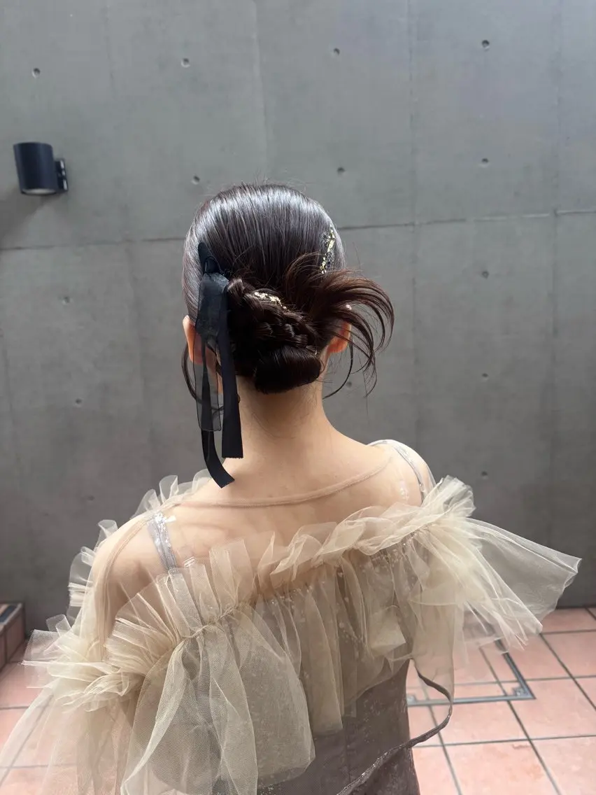 セミロング ヘアアレンジ ヘアセット 🎗️【ヘアセット 美眉】吉川玲🎗️のヘアスタイル