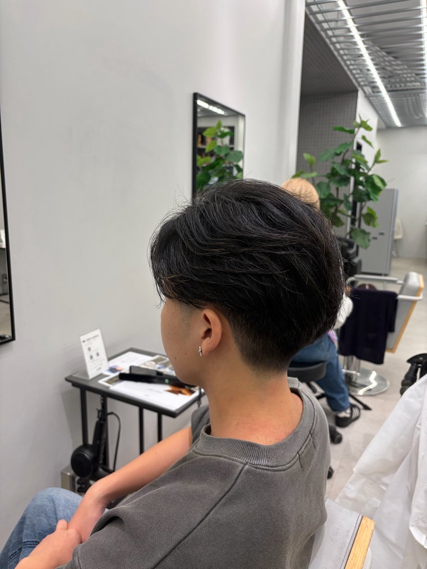メンズ 丸岡 成穂のヘアスタイル