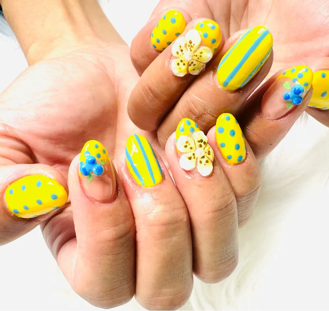 ネイル Y&A nail🌈のネイルデザイン