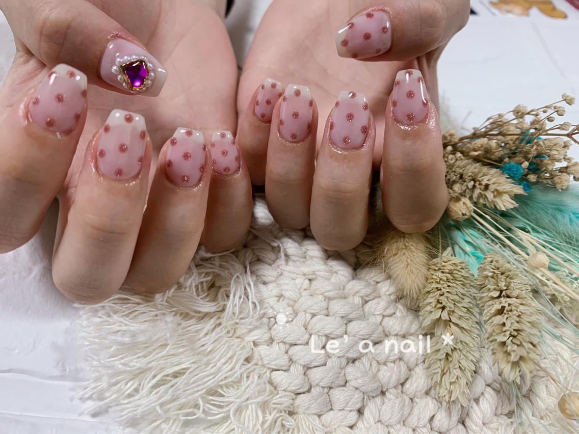 ショート カラー ネイル Le’a NailSalonのネイルデザイン