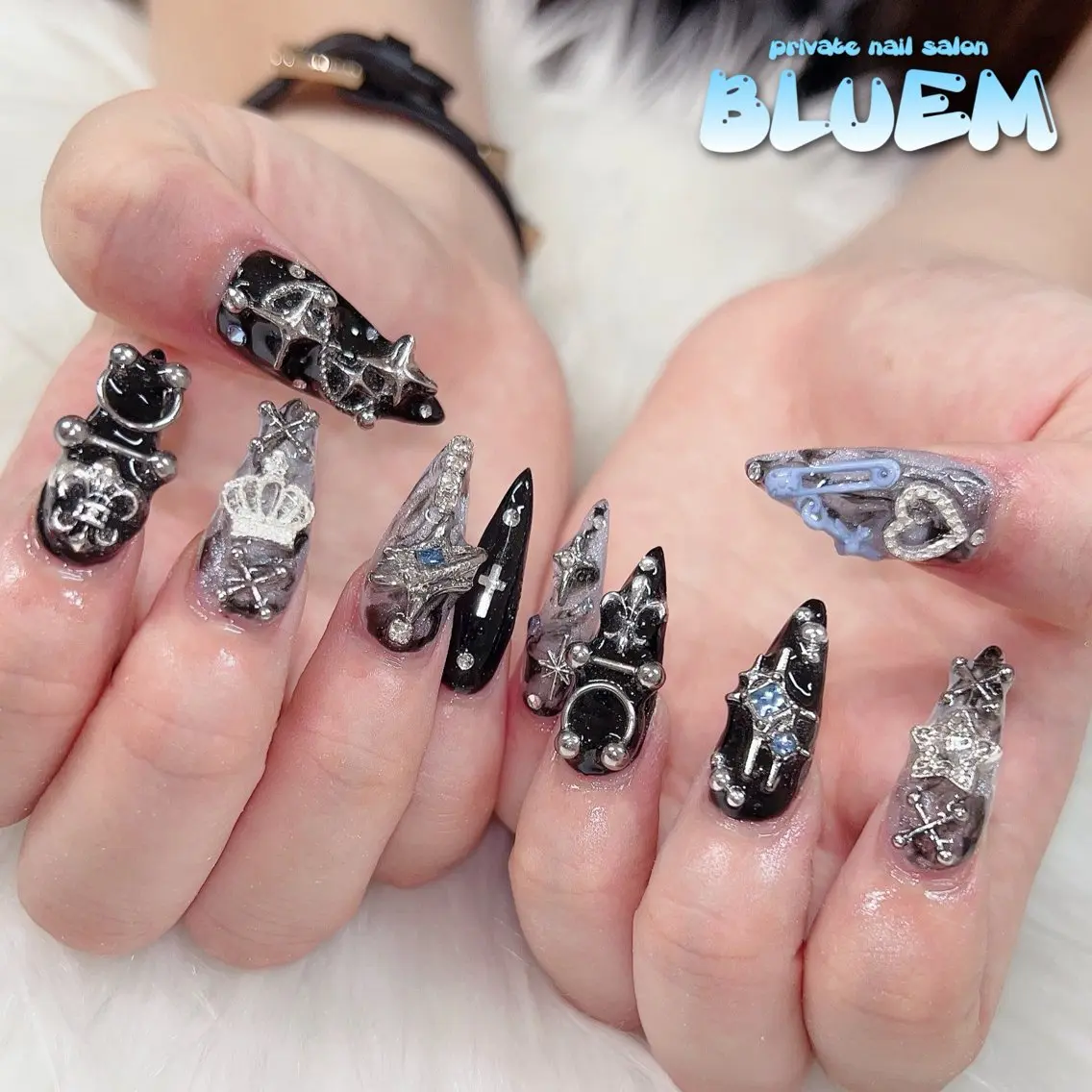ネイル ハンドネイル BLUEM なな🐶のネイルデザイン