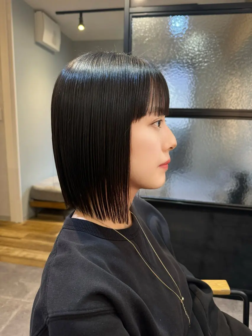 ミディアム ボブ 髪質改善 縮毛矯正 トリートメント 吉祥寺プルエクステ 🌟Hiraiのヘアスタイル