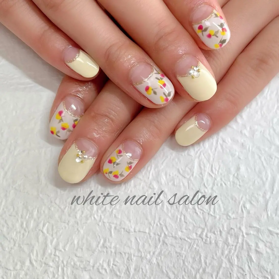 ネイル ジェルネイル ハードジェル ラメ(グリッター) 持ち込み ソフトジェル ハンドネイル white nail salonのネイルデザイン