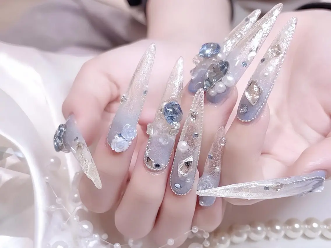ネイル べっ甲ネイル チークネイル フラッシュネイル フラワーネイル フットネイル ハンドネイル Rin Nail Shinokuboのネイルデザイン