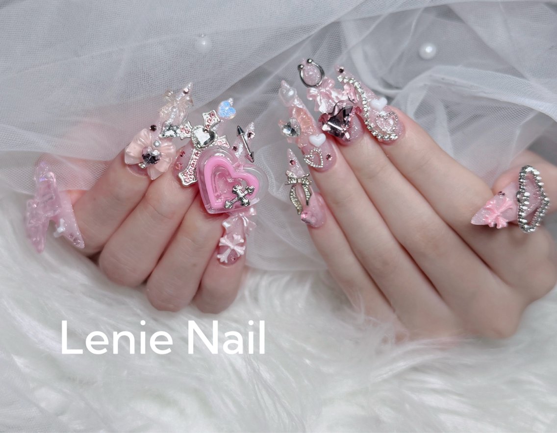 ネイル チークネイル 長さ出し フラッシュネイル フレンチネイル グラデーション ハンドネイル Lenie Nail Salonのネイルデザイン