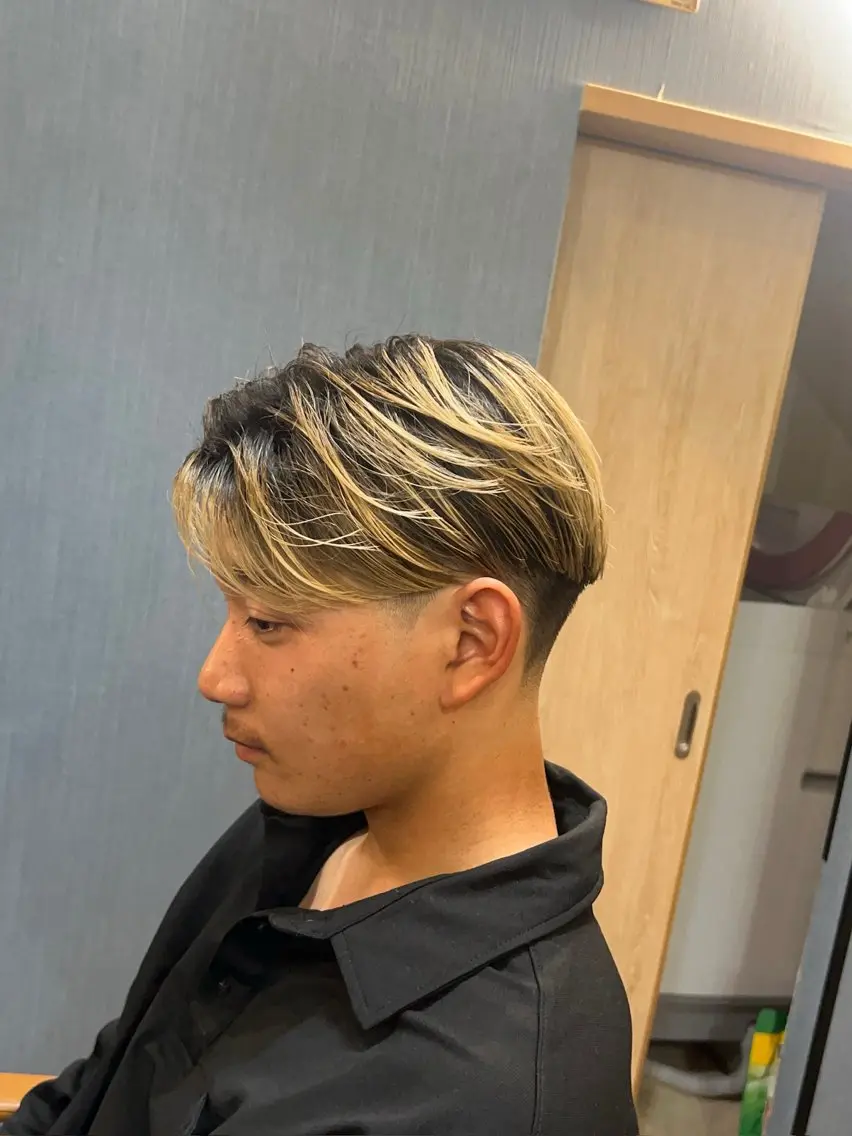 メンズ メンズブリーチ カット ヘッドスパ trace こはくのヘアスタイル