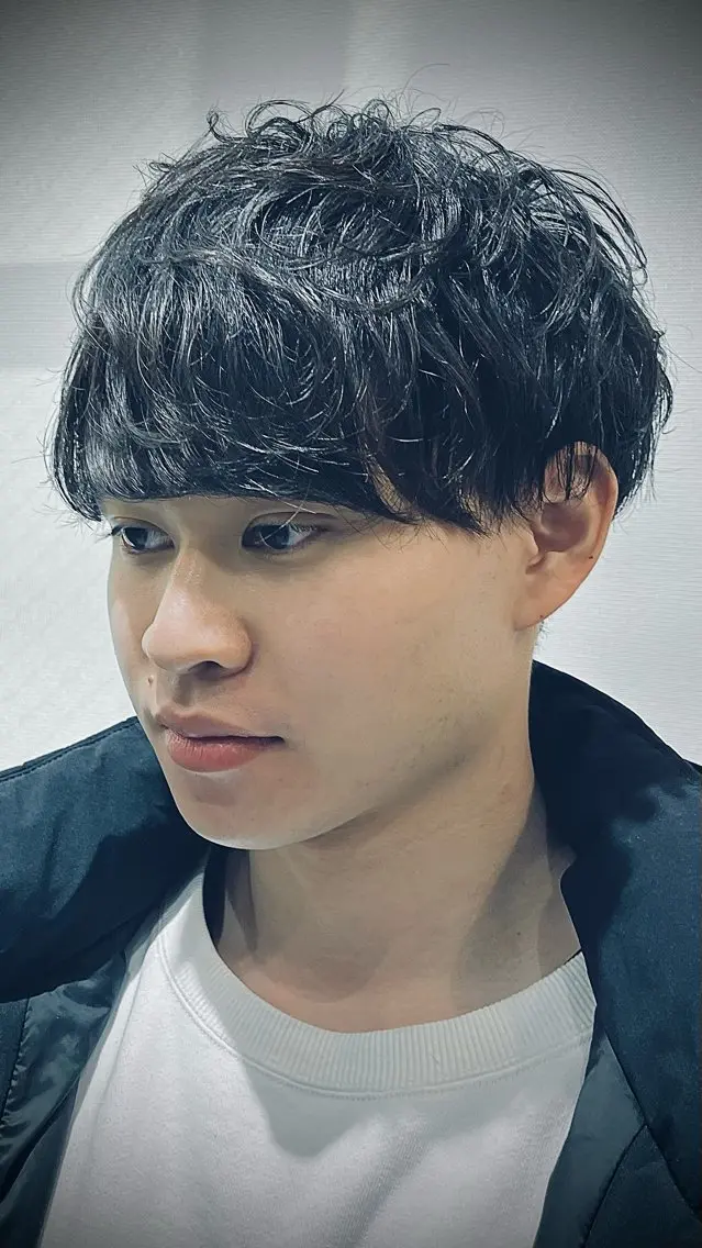 ショート パーマ メンズ マッシュ メンズパーマ レイヤーカット ニュアンスパーマ カット パーマ トリートメント Monan渋谷 YUUKIのヘアスタイル