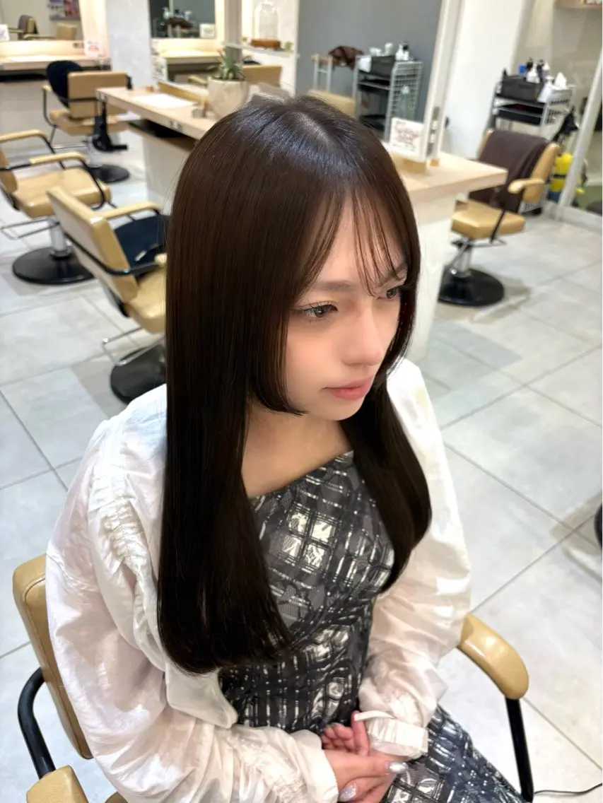 ロング カラー ツダ ミウのヘアスタイル