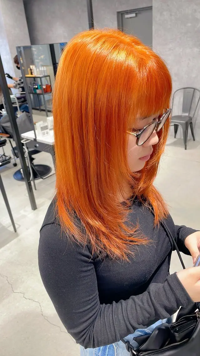 セミロング カラー オレンジ ヘアカラー トリートメント LUXBE LUCE 愁のヘアスタイル