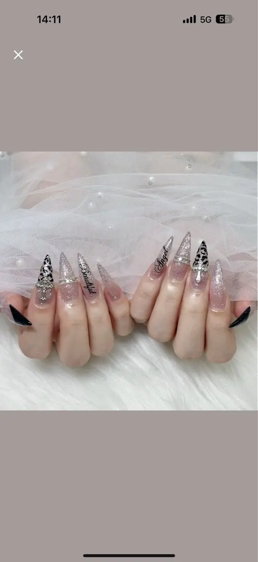 ネイル 韓国ネイル マグネットネイル 持ち込み ハンドネイル Dyo Nail_Royalのネイルデザイン