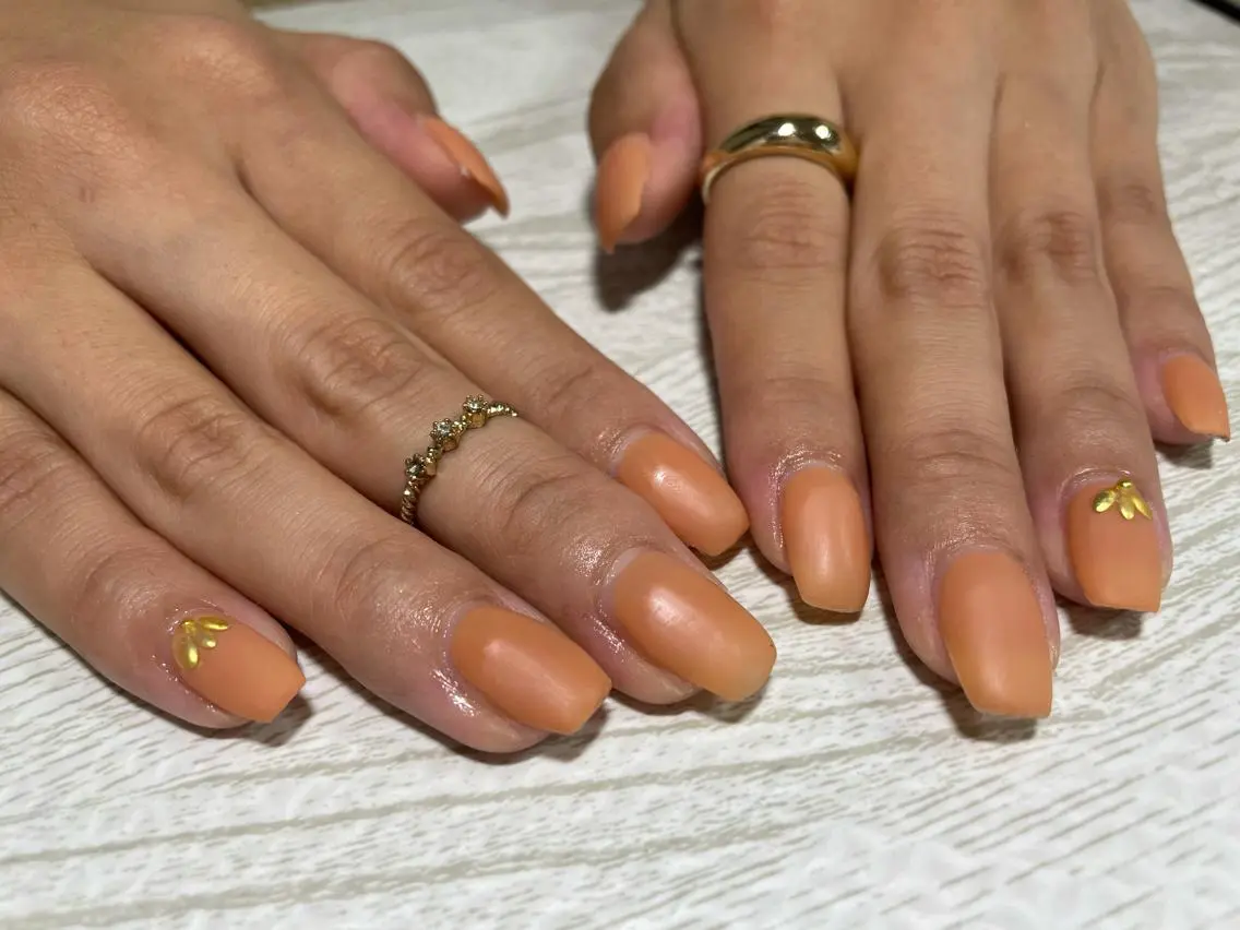 ネイル ハンドネイル Ulu  Nail 🌱MOMOKAのネイルデザイン