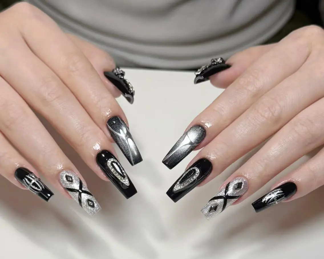 ネイル ハンドネイル 🎀 UU_nailのネイルデザイン