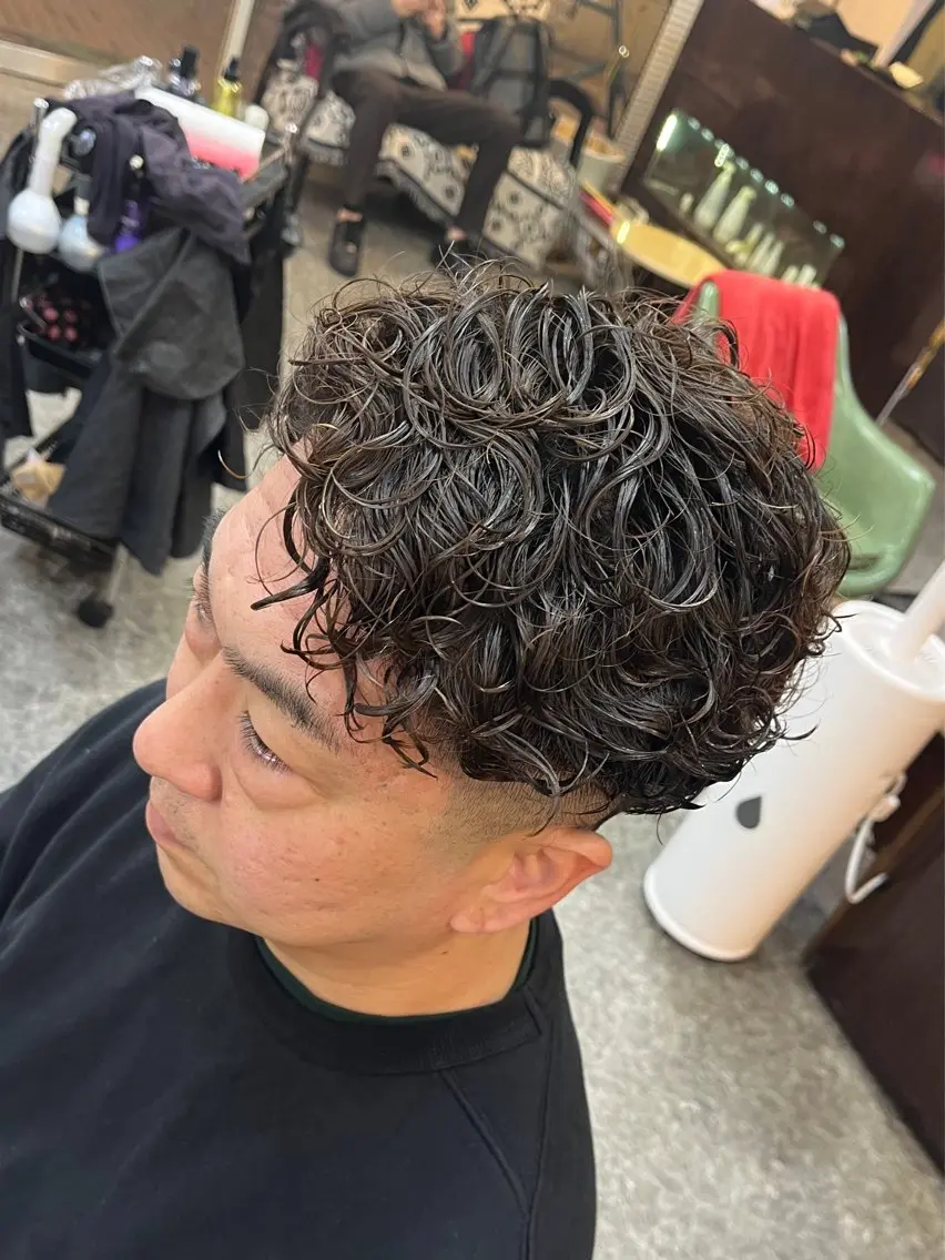 ミディアム パーマ 🌈予約の98%パ ーマ⭕️🌈福本のヘアスタイル