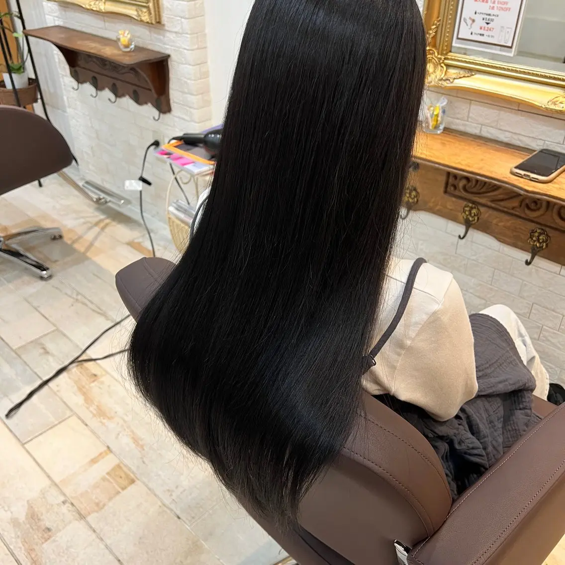 ロング カラー Rayt hair レイトヘアーのヘアスタイル