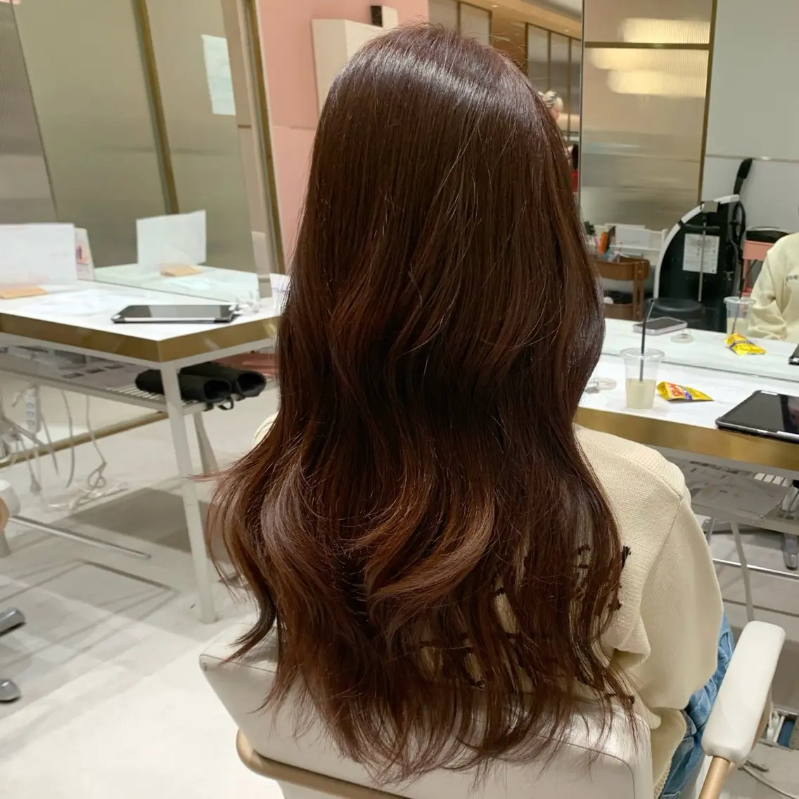 ロング カラー ヘアアレンジ ヘアカラー トリートメント 内田 志乃のヘアスタイル