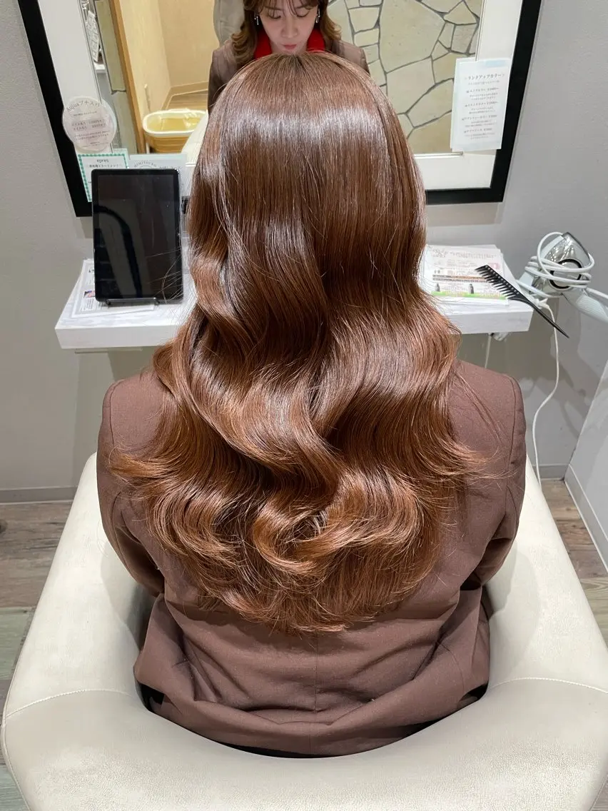 ロング カラー イルミナカラー トリートメント k-twoたき✨艶感 カラー/美髪矯正のヘアスタイル