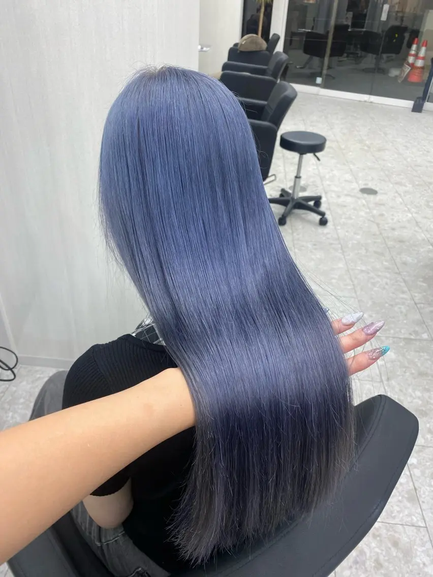 カラー 𝗮𝘆𝘂𝗺𝗶 /ハイトーン🎀のヘアスタイル