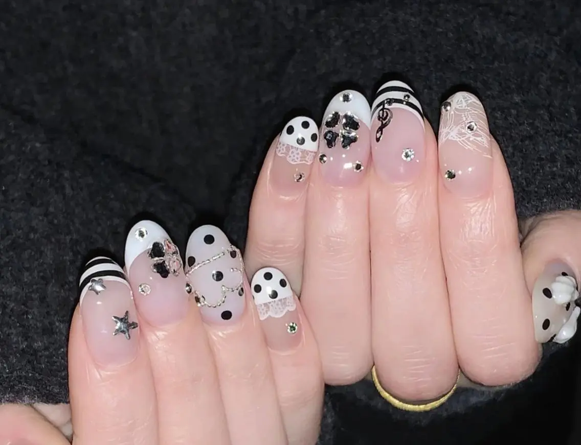 ネイル ハンドネイル エリ🫧 nail池袋東口のネイルデザイン