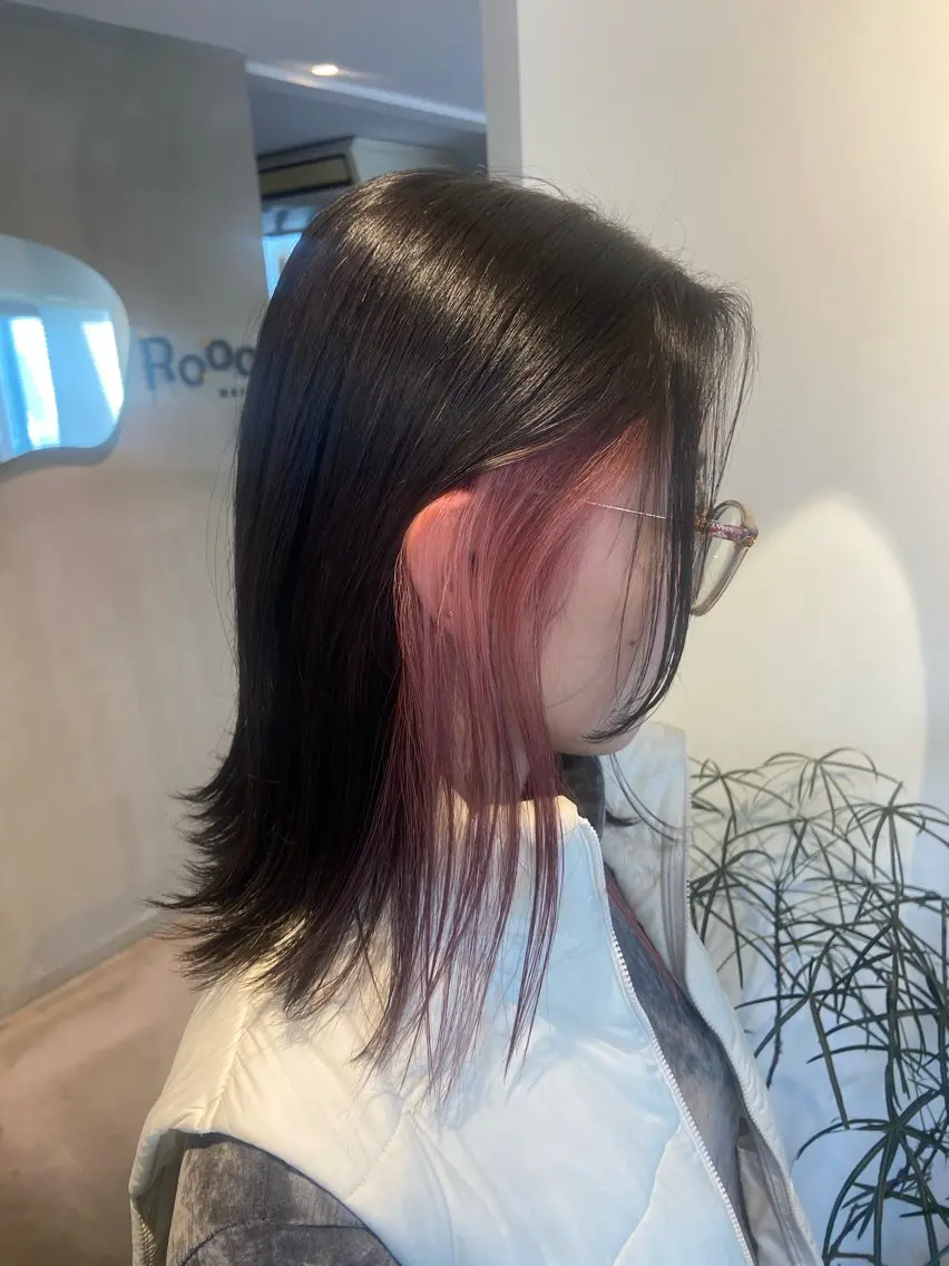ミディアム カラー イヤリングカラー ヘアカラー トリートメント 鳥本かりん／ パーマモデル募集のヘアスタイル