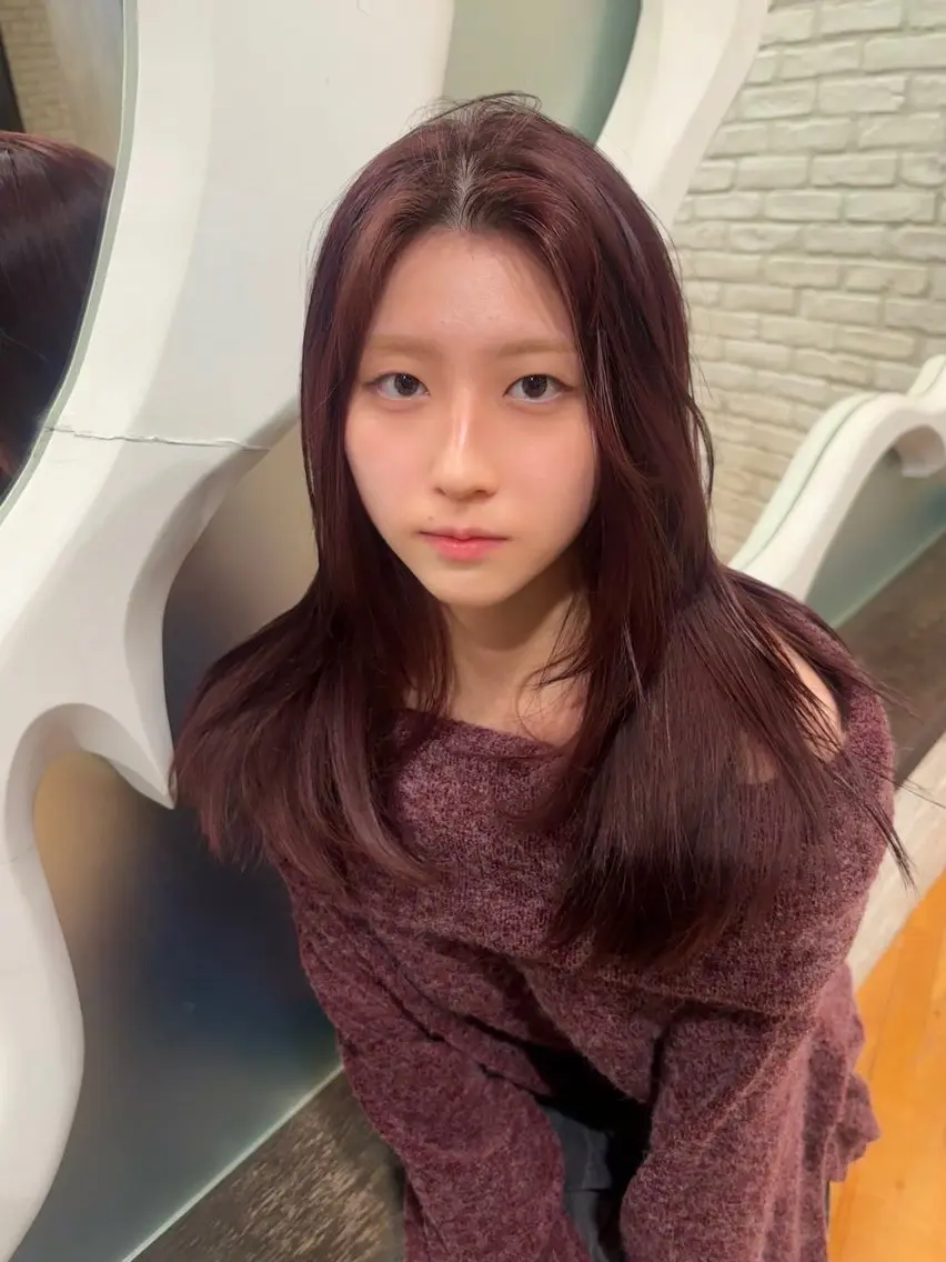 ロング カラー ボルドーカラー RiSA ★のヘアスタイル