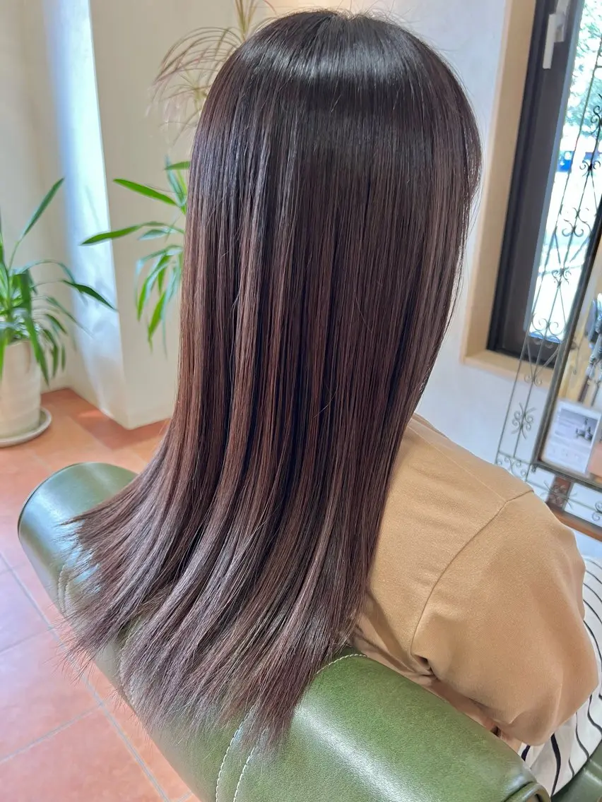 ロング カラー カット ヘアカラー トリートメント 石井 佑樹のヘアスタイル