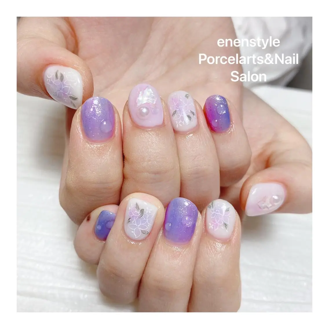 ミディアム ネイル ハンドネイル 🐾enen style 🐾のネイルデザイン