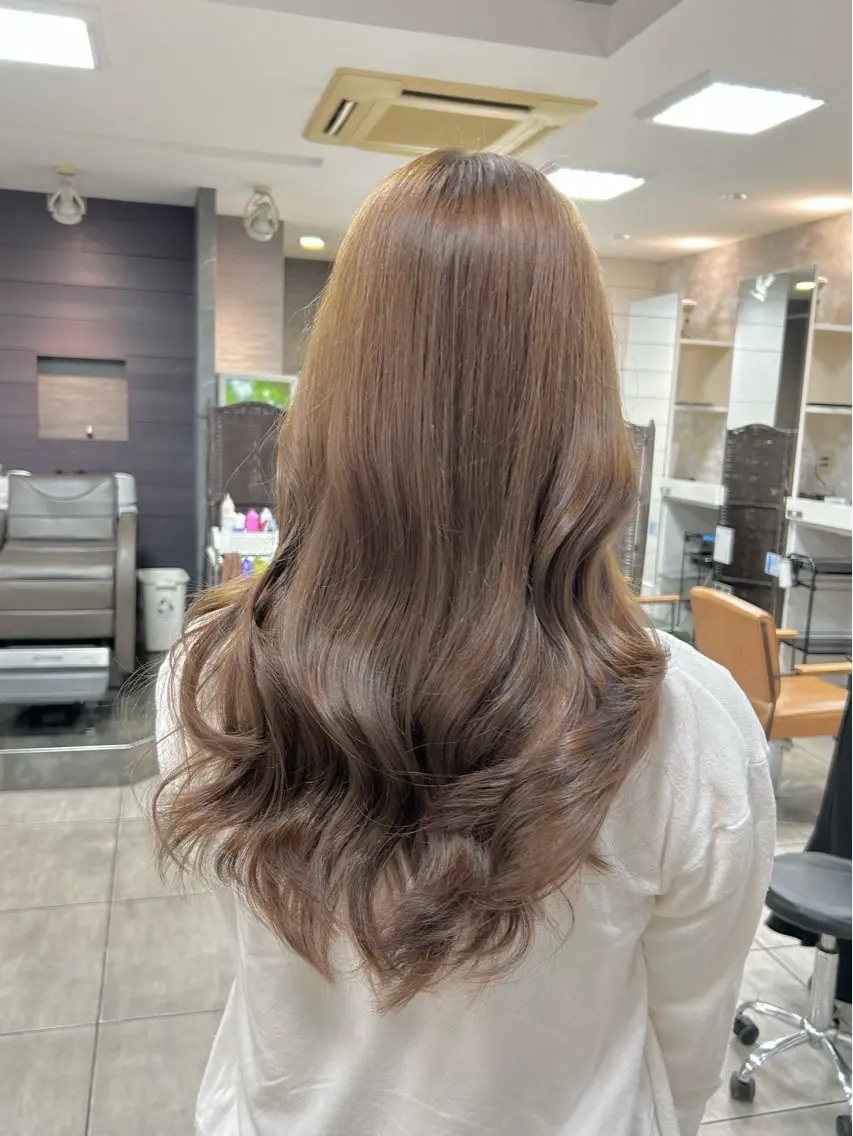 ロング カット ヘアカラー 🫧艶髪カラー🫧 森本くるみのヘアスタイル
